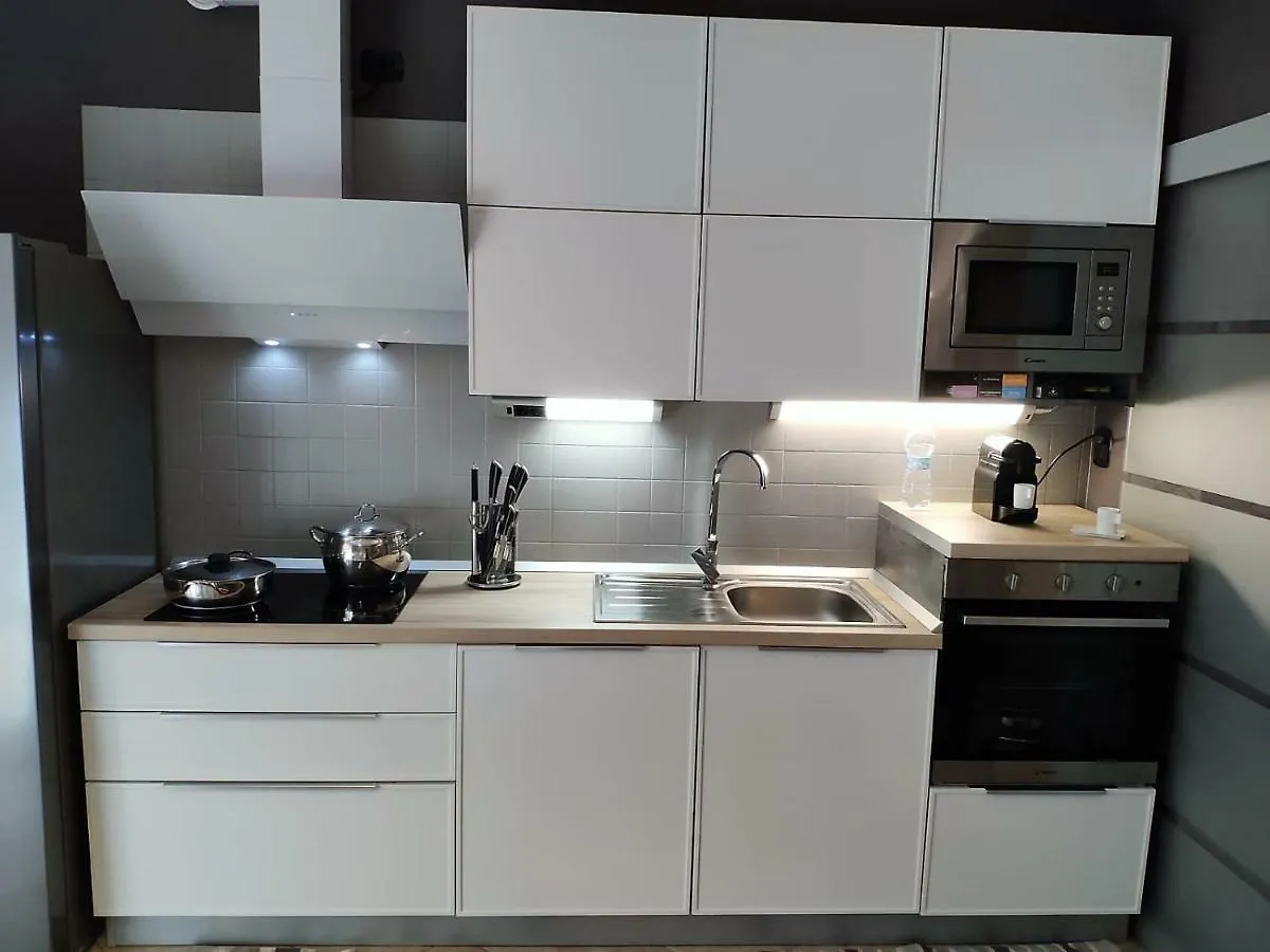 Corte Magenta Moniga del Garda 0*,  Италия
