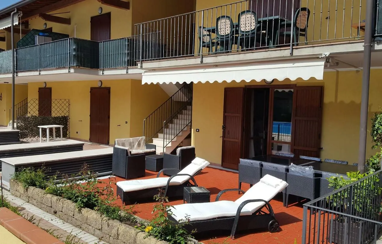 Corte Magenta Moniga del Garda Апартаменты