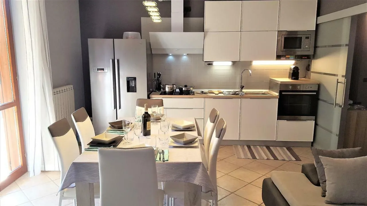 Corte Magenta Moniga del Garda Apartment